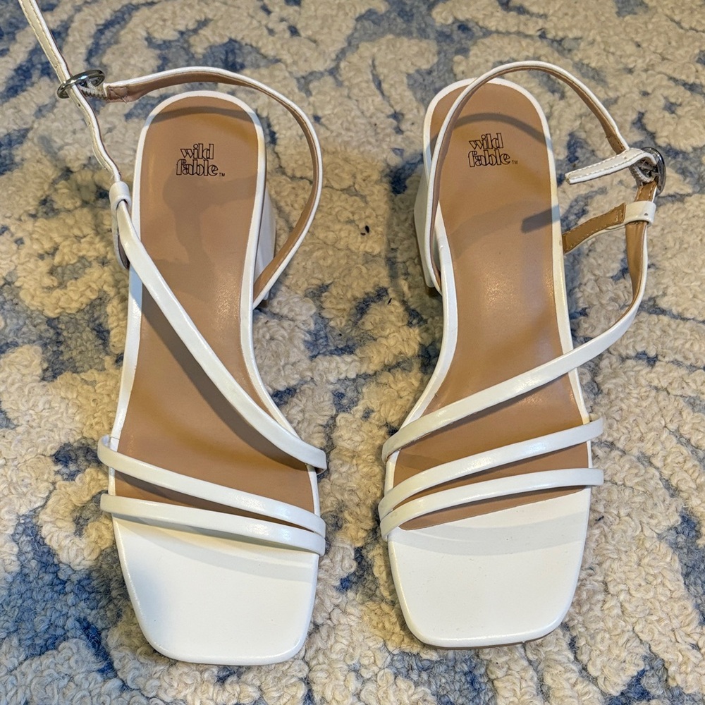 EUC Wild Fable White Strappy Sandals